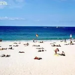 Coogy - Coogee Gem: Short Walk To Coogee Beach